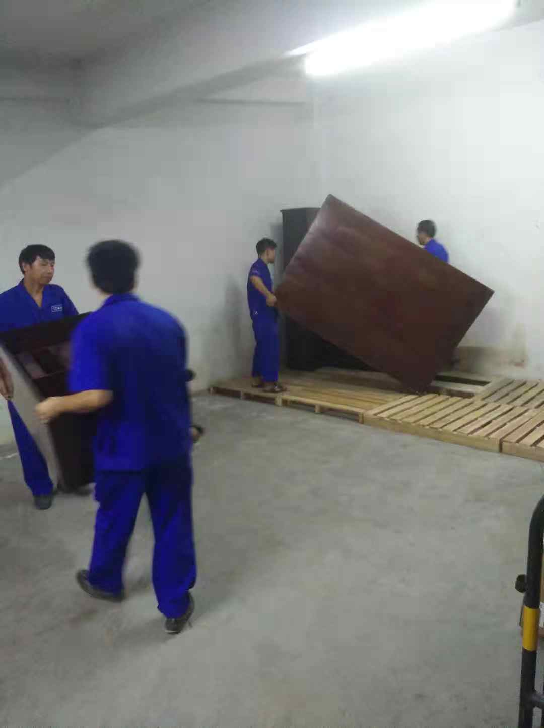  搬家怎么說?你還需要靠朋友嗎？
